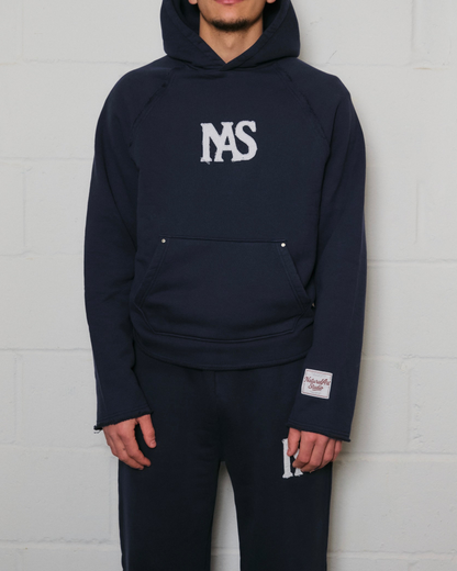 NAVY APPLIQUÉ SWEAT