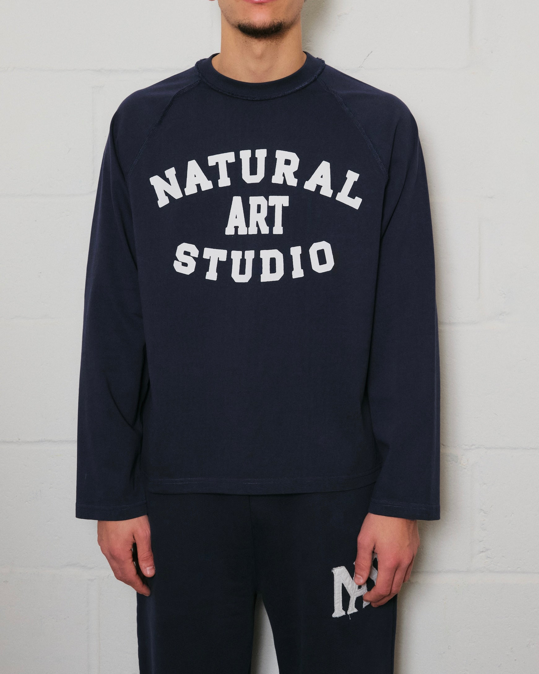 NAVY RAGLAN LONG SLEEVE – Natural Art Studio