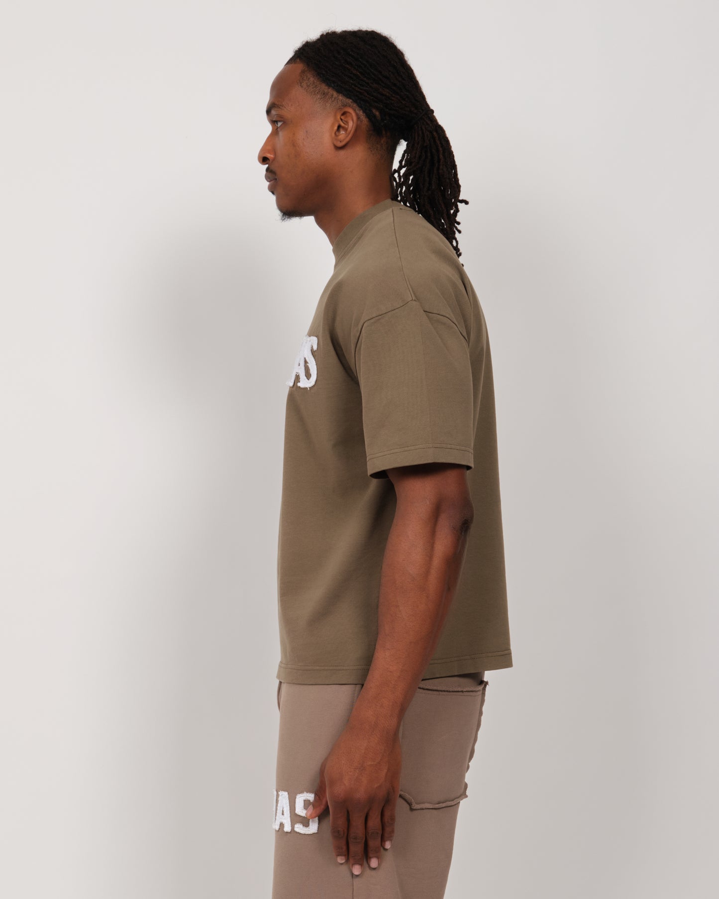 NAS appliqué tee