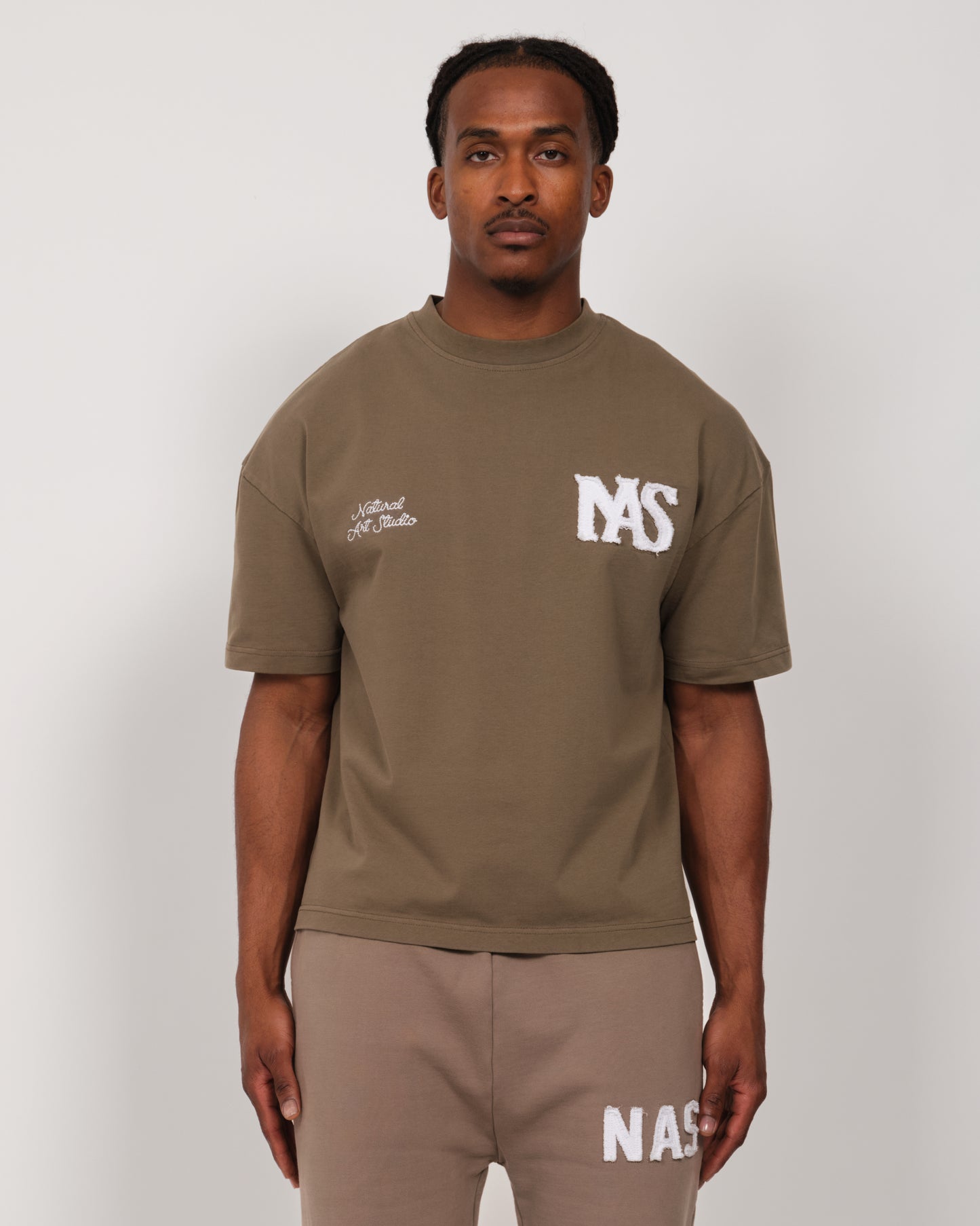 NAS appliqué tee